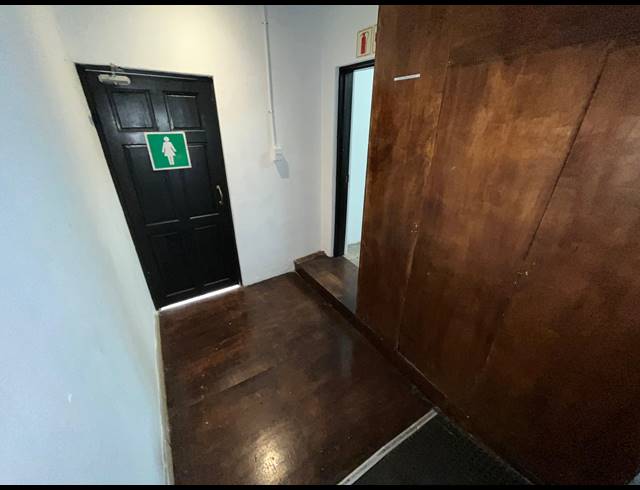 370M² BUSINESS TO LET IN PARKLANDS